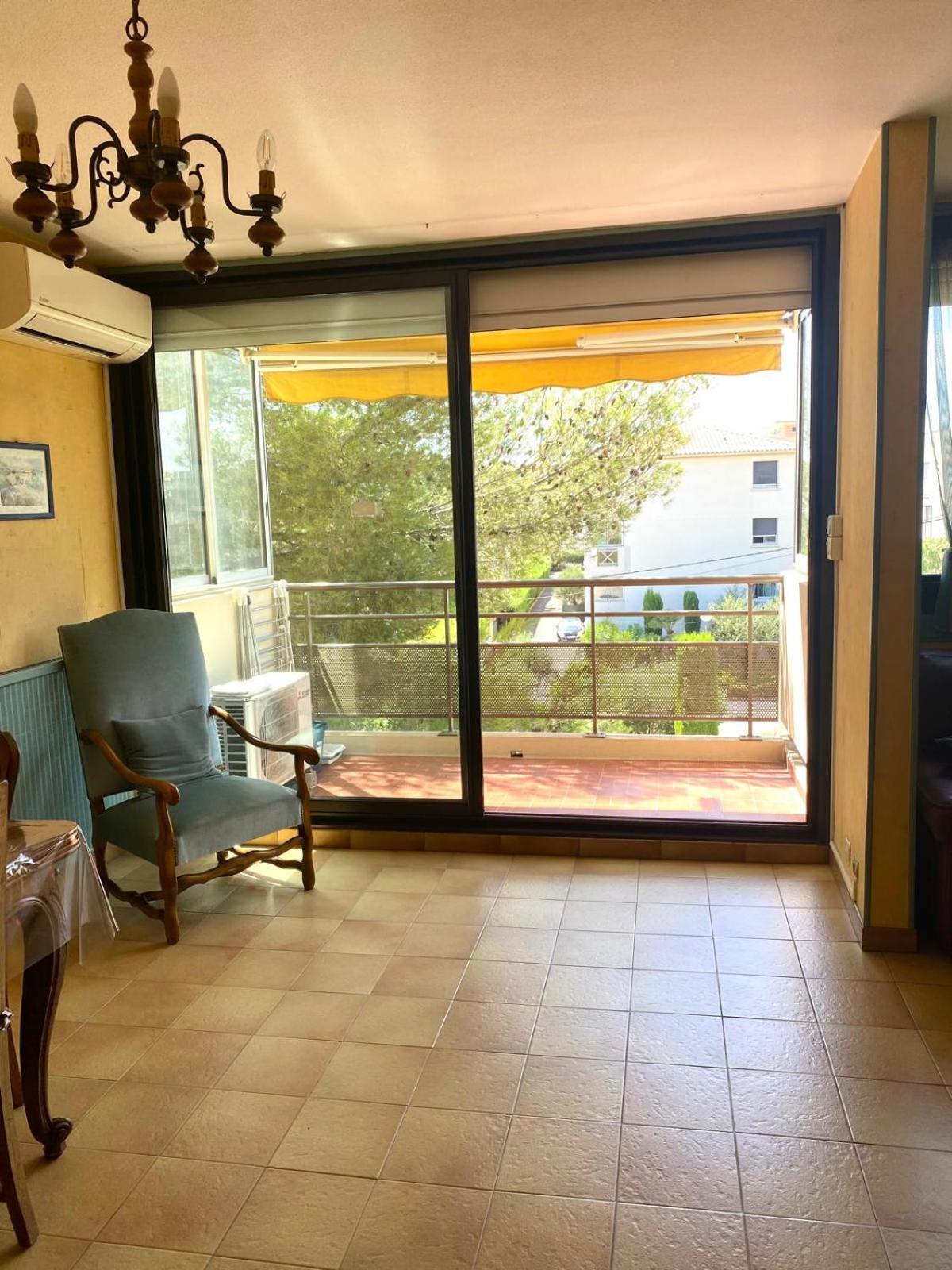 Appartement Frejussien En Bord De *