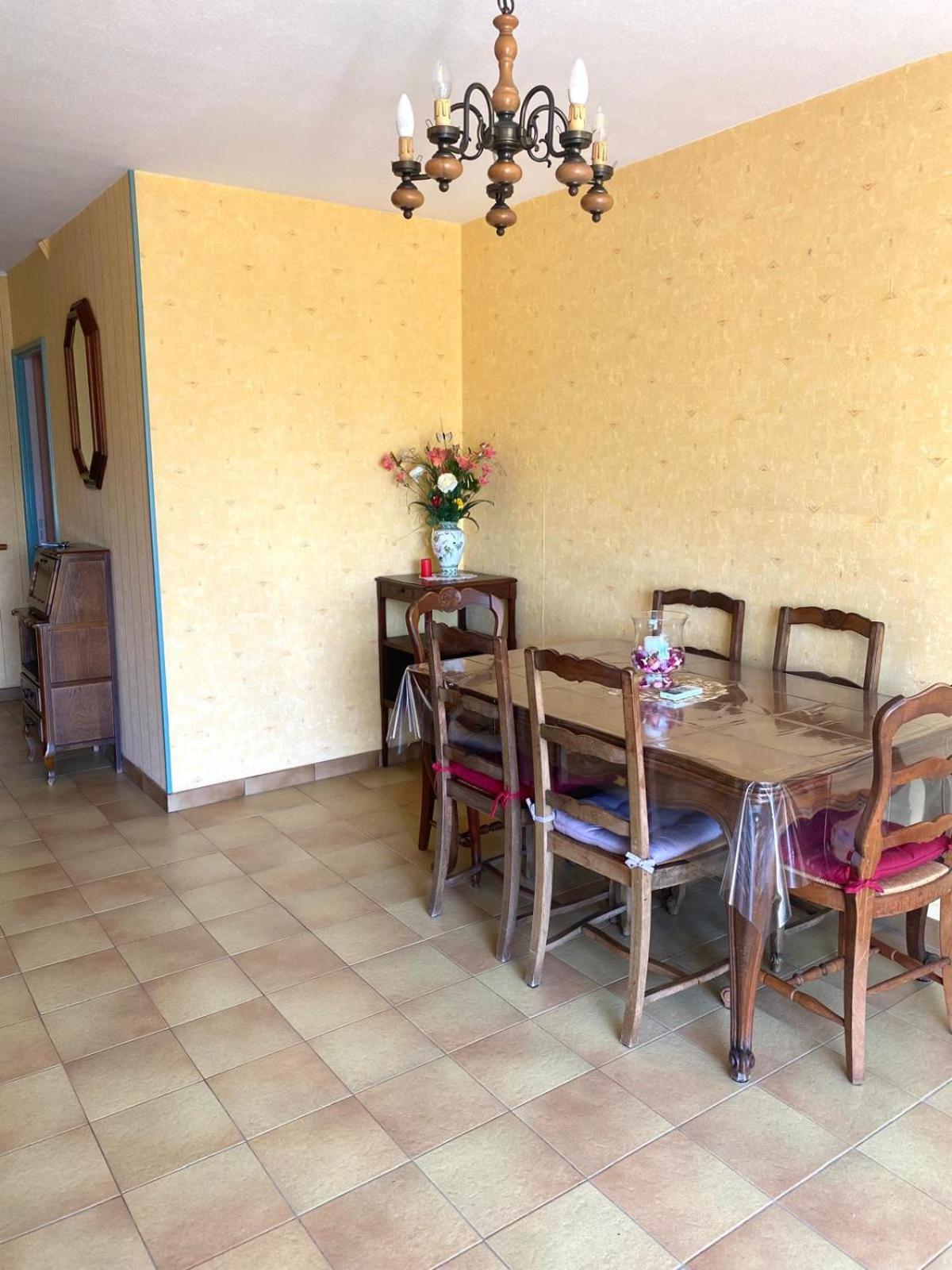 Appartement Frejussien En Bord De